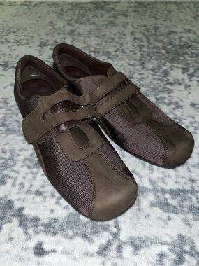 Walking Cradles Women's Slip-On Shoes Brown Size 11W VGUC Comfort Casual